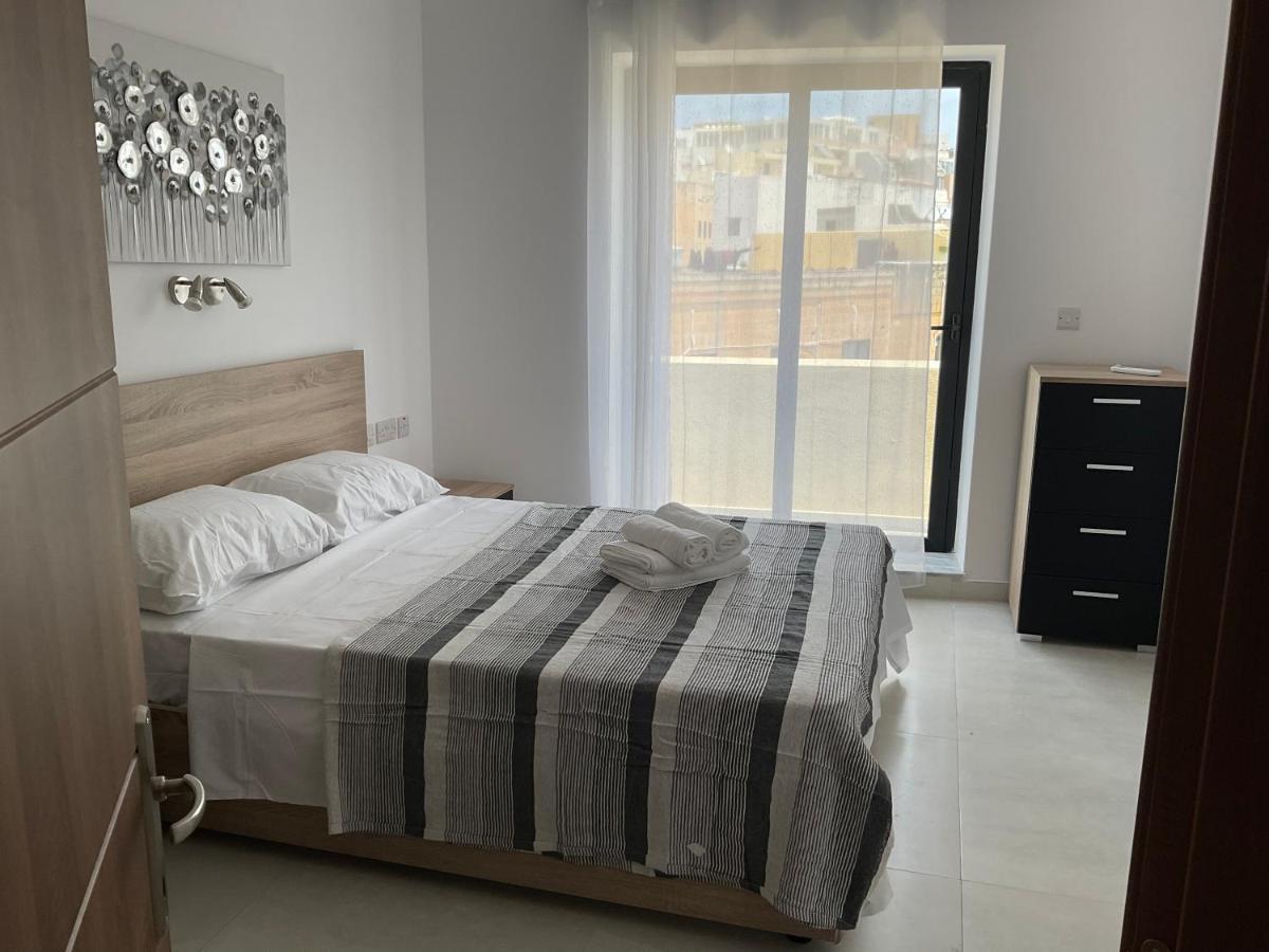 Privilege Suits Swatar Birkirkara Bagian luar foto