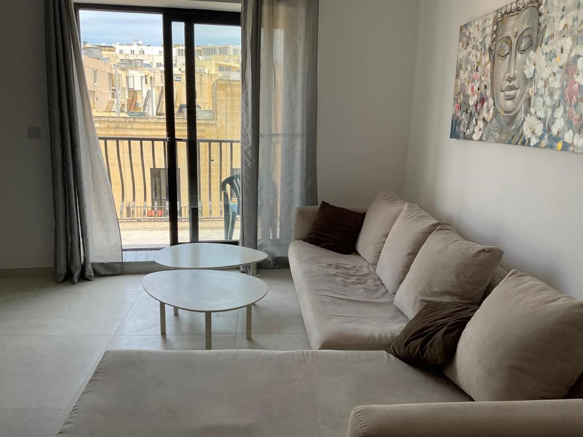 Privilege Suits Swatar Birkirkara Bagian luar foto